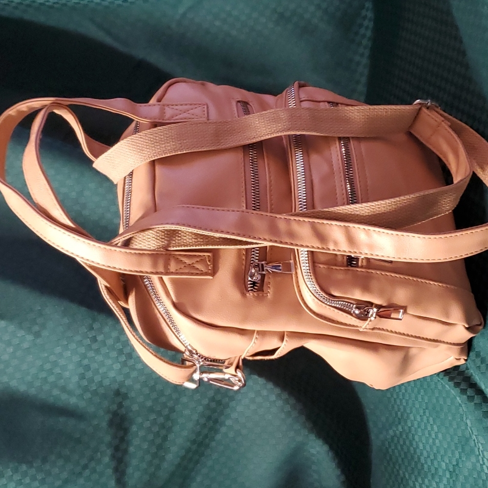 Vegan leather 4 way backpack Multi functional crossbody backpack NEW